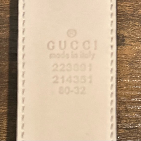 Gently used Gucci Belt like new - Picture 4 of 5